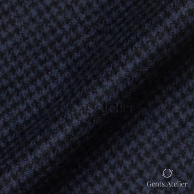 Драпировка ткани Holland & Sherry 8422023 крупным планом