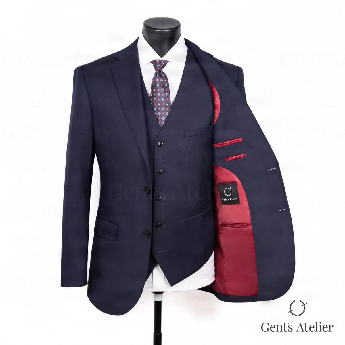 Деловой костюм-тройка из шерсти итальянского производителя Vitale Barberis Canonico