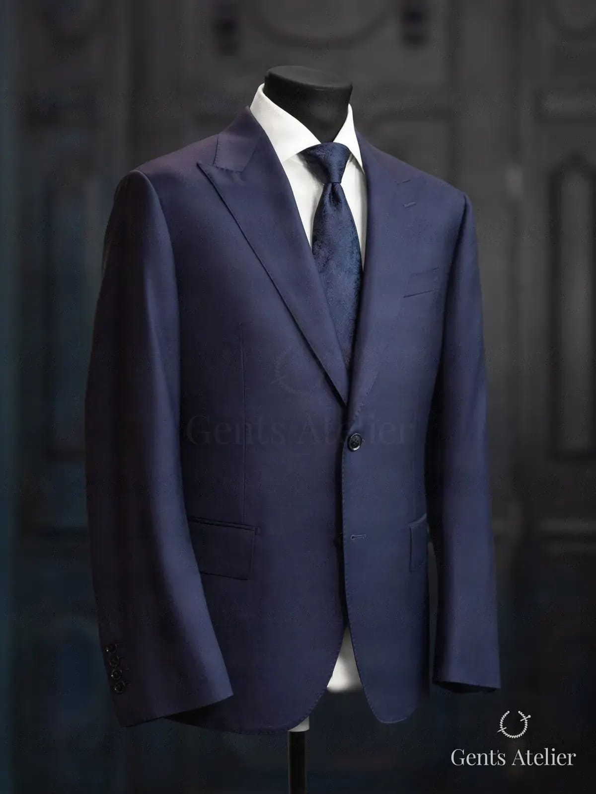 Костюм-двойка из 100% шерсти итальянского бренда Vitale Barberis Canonico - Спереди