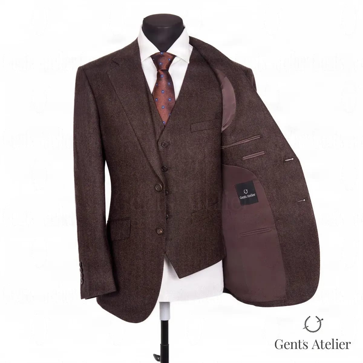 Теплый костюм-тройка из ткани Harris Tweed - Спереди
